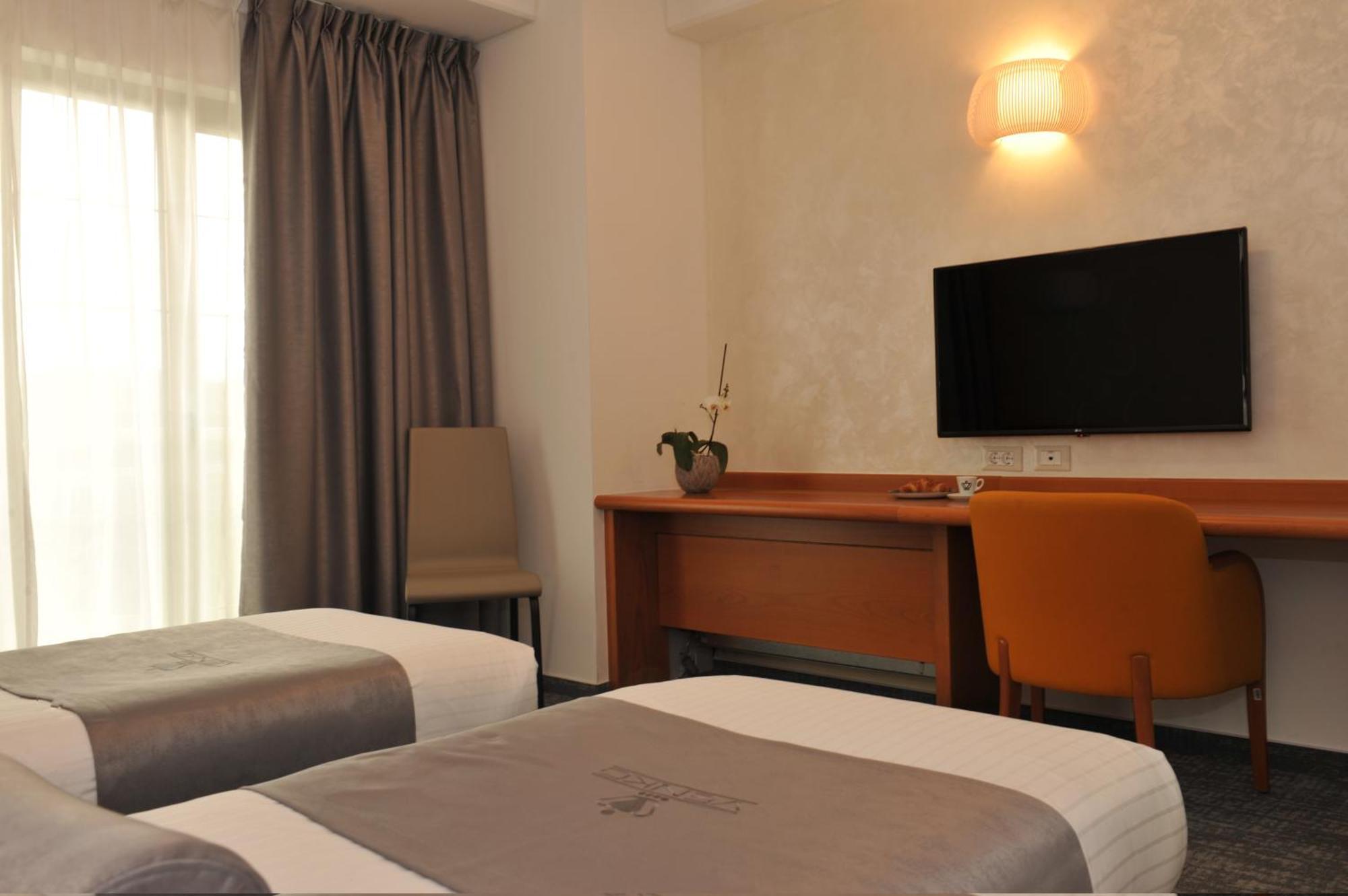Hotel Venko ドブロボ エクステリア 写真